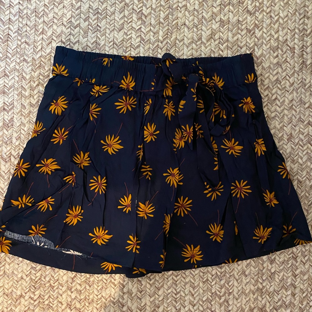 Madewell flower shorts